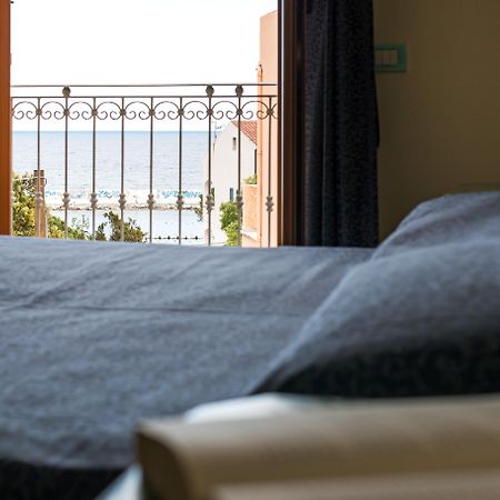 Hotel San Francisco Cala Gonone Buitenkant foto