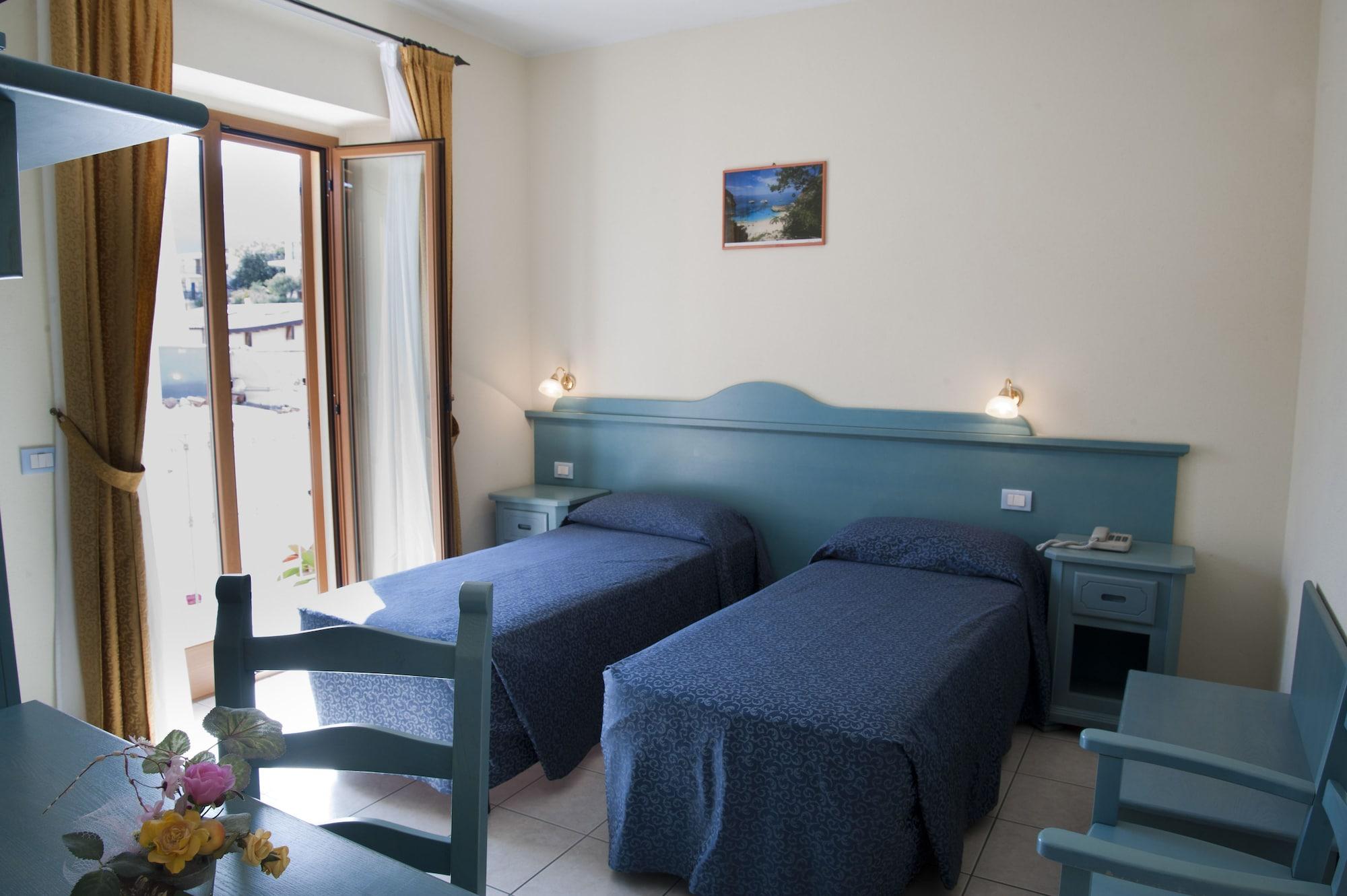Hotel San Francisco Cala Gonone Buitenkant foto