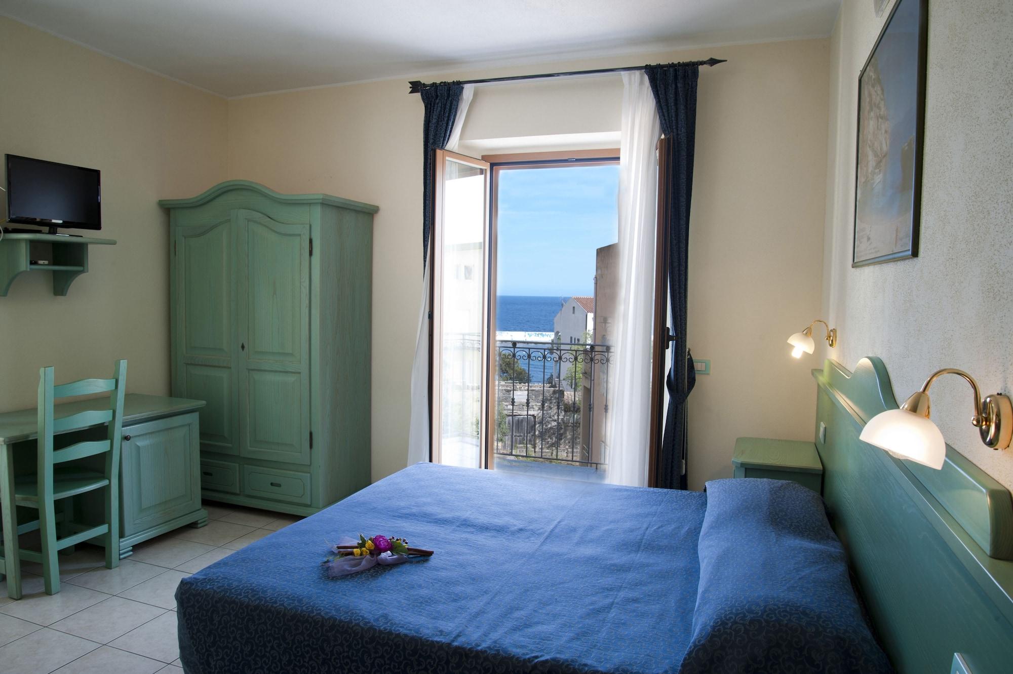 Hotel San Francisco Cala Gonone Buitenkant foto