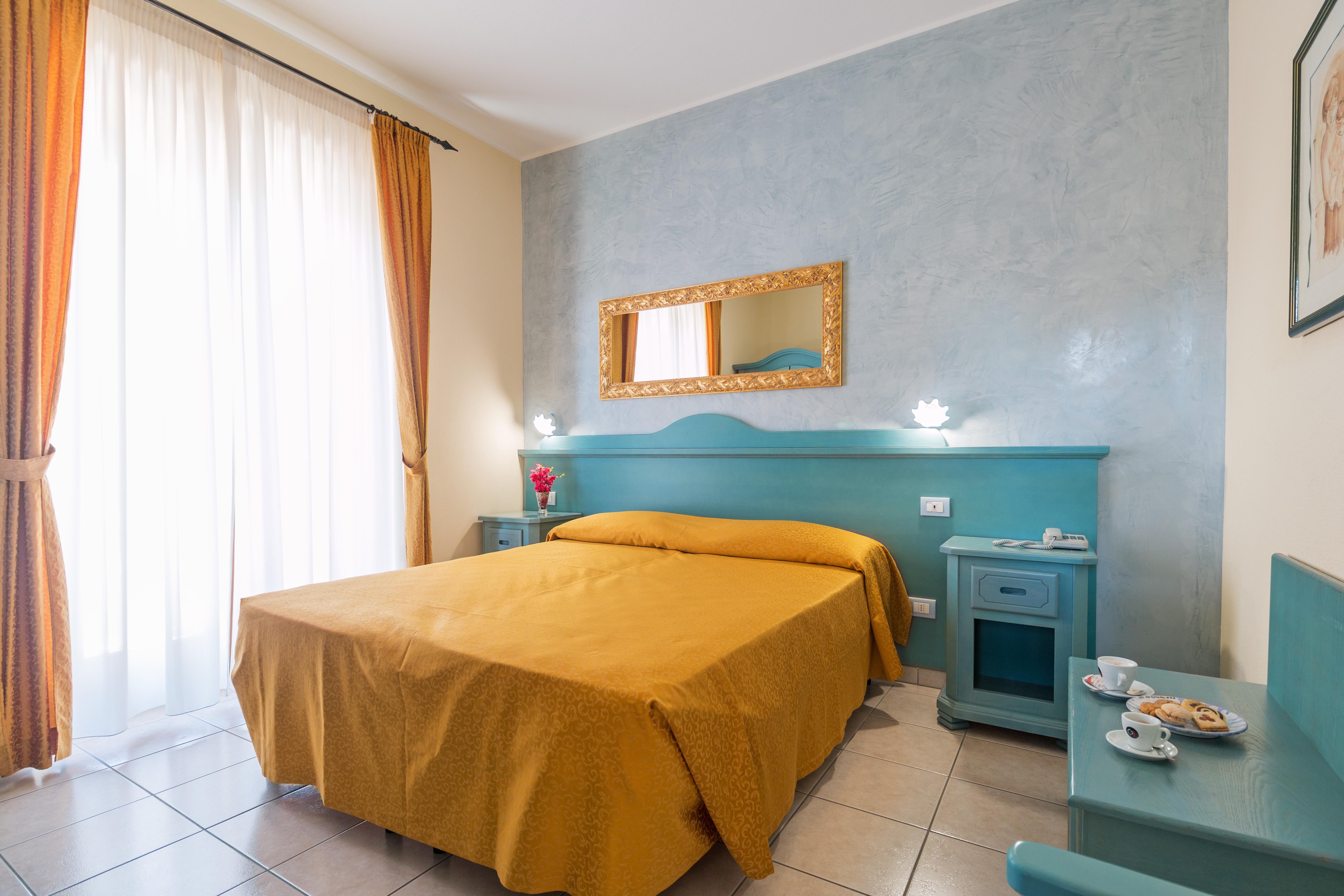 Hotel San Francisco Cala Gonone Buitenkant foto