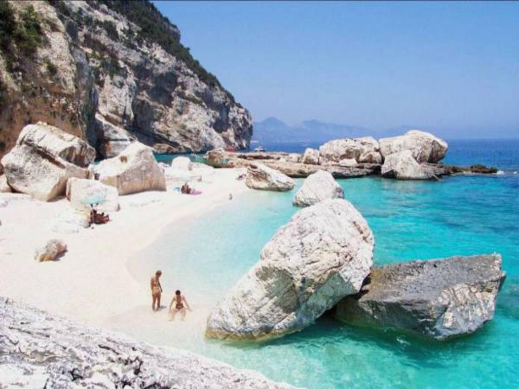 Hotel San Francisco Cala Gonone Buitenkant foto